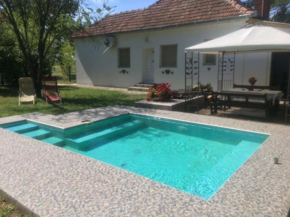 Casa Bella & Nova Hotell Palić Eksteriør bilde