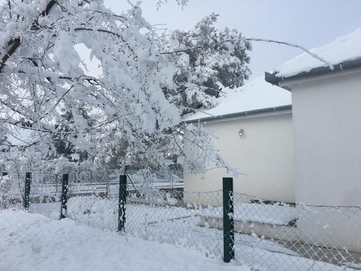 Casa Bella & Nova Hotell Palić Eksteriør bilde
